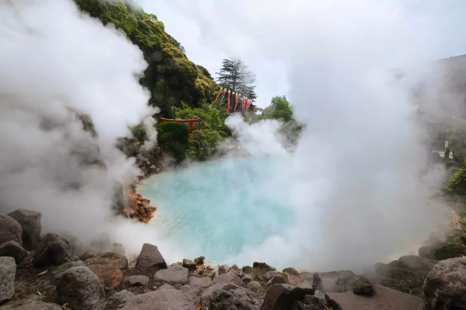 A photo of a beautiful natural hot spring 